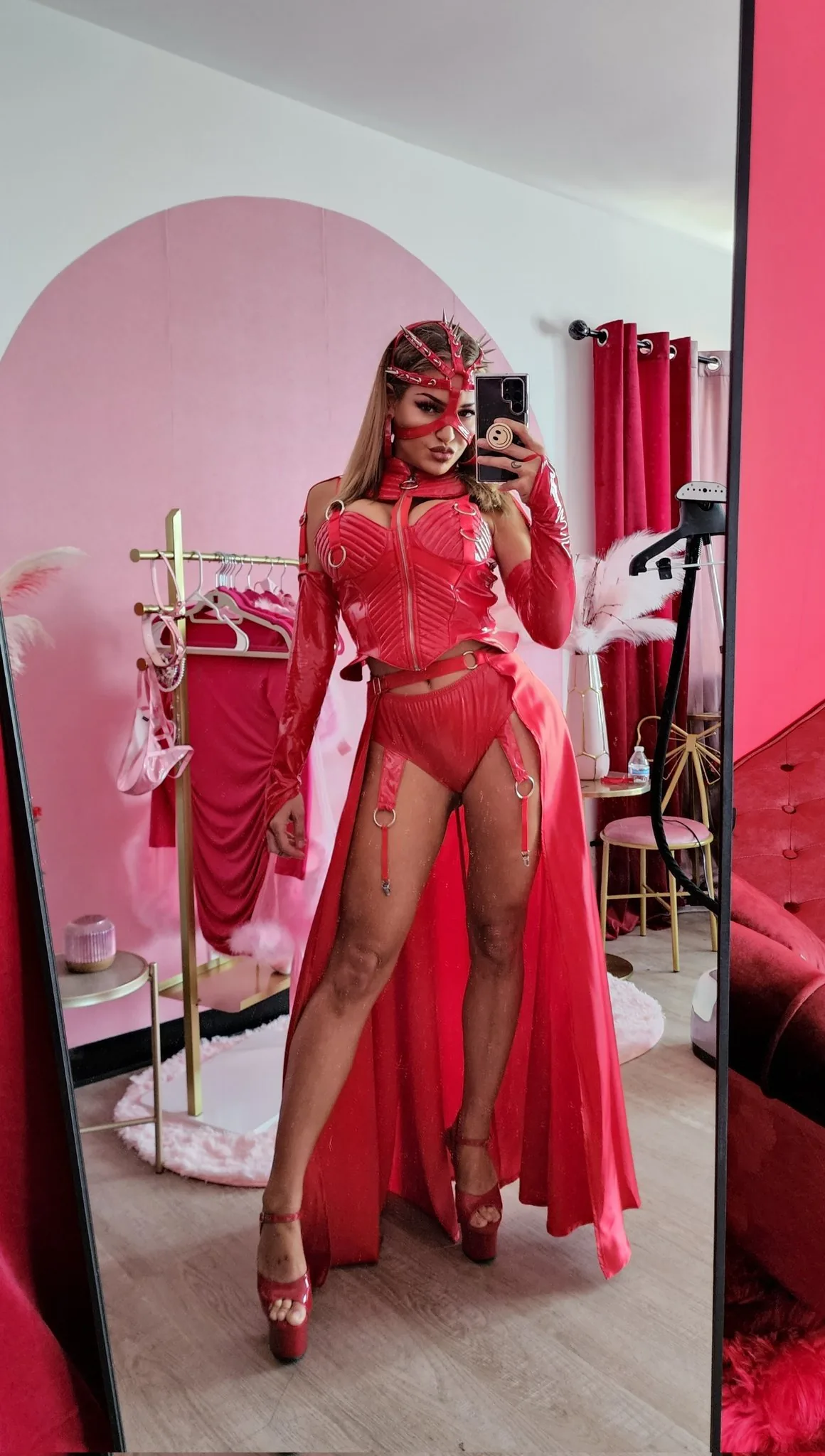 Chloe escort Hradec Králové